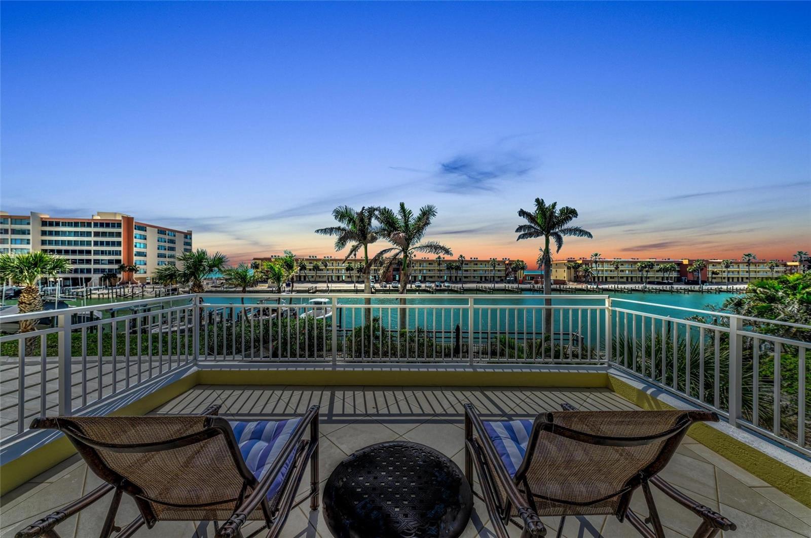 9122 MIDNIGHT PASS RD #24, SARASOTA, FL, 34242