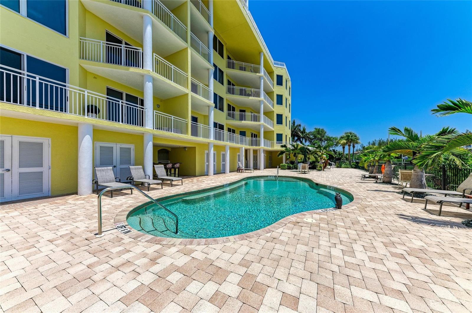 9122 MIDNIGHT PASS RD #24, SARASOTA, FL, 34242