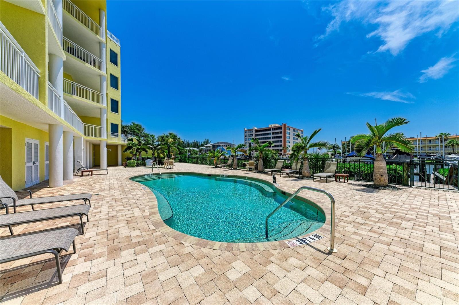 9122 MIDNIGHT PASS RD #24, SARASOTA, FL, 34242