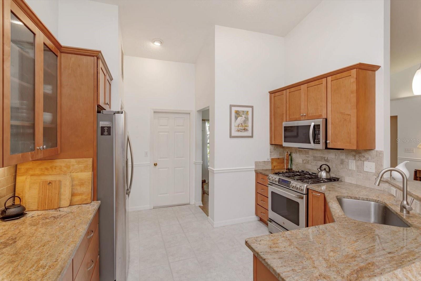 2930 WESTGATE DR, EUSTIS, FL, 32726