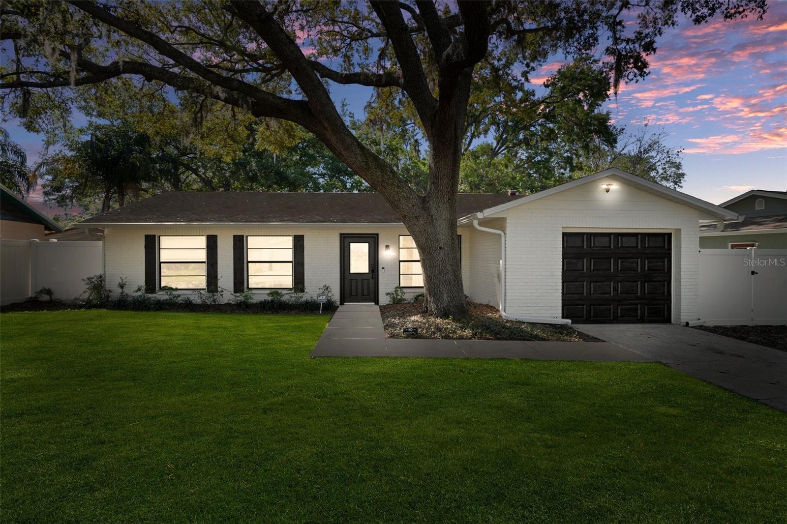 1120 WESTWOOD DR, LUTZ, FL, 33549