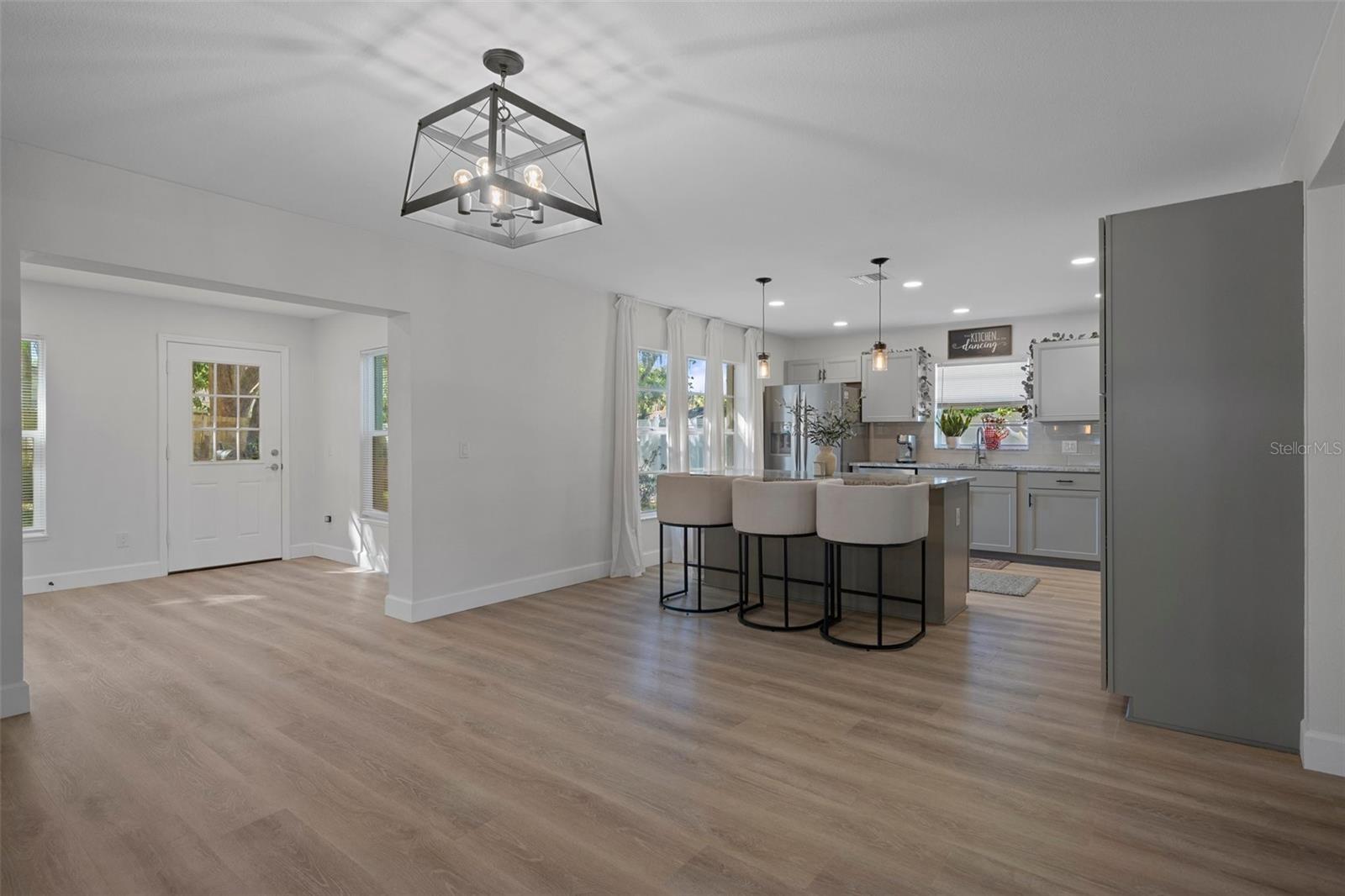 1120 WESTWOOD DR, LUTZ, FL, 33549