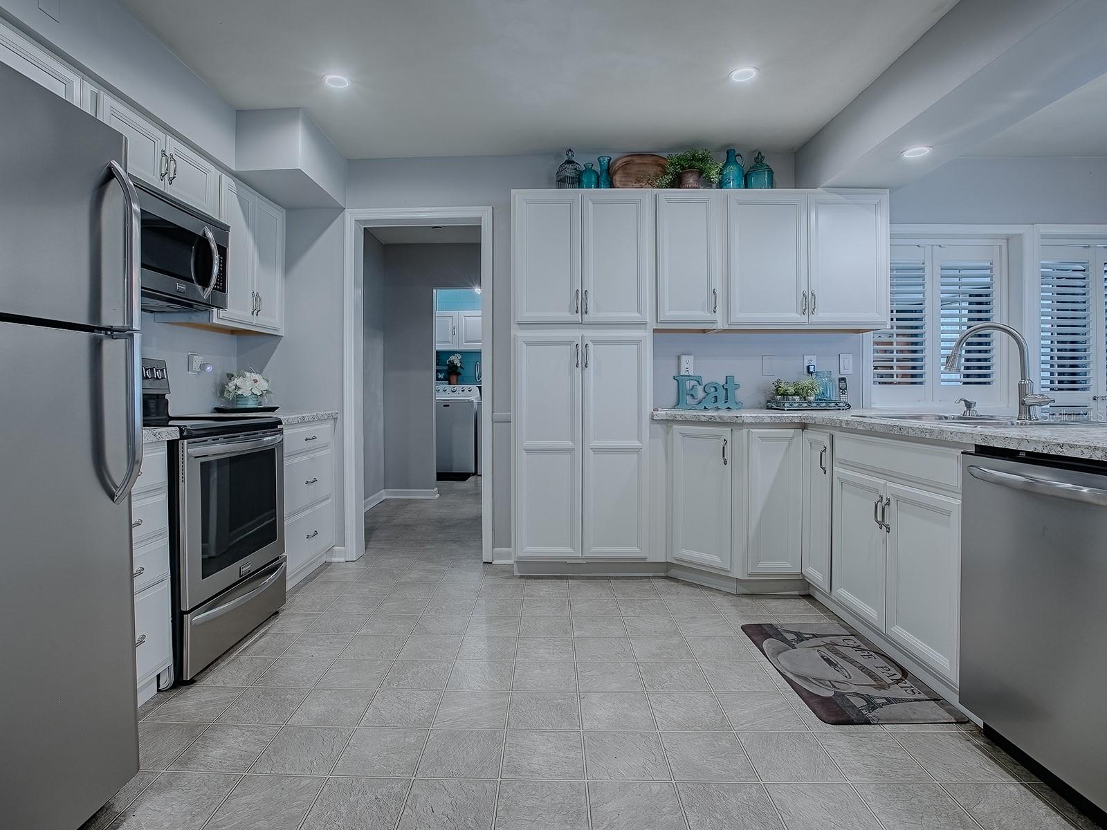 481 BELLE AYRE DR, MOUNT DORA, FL, 32757