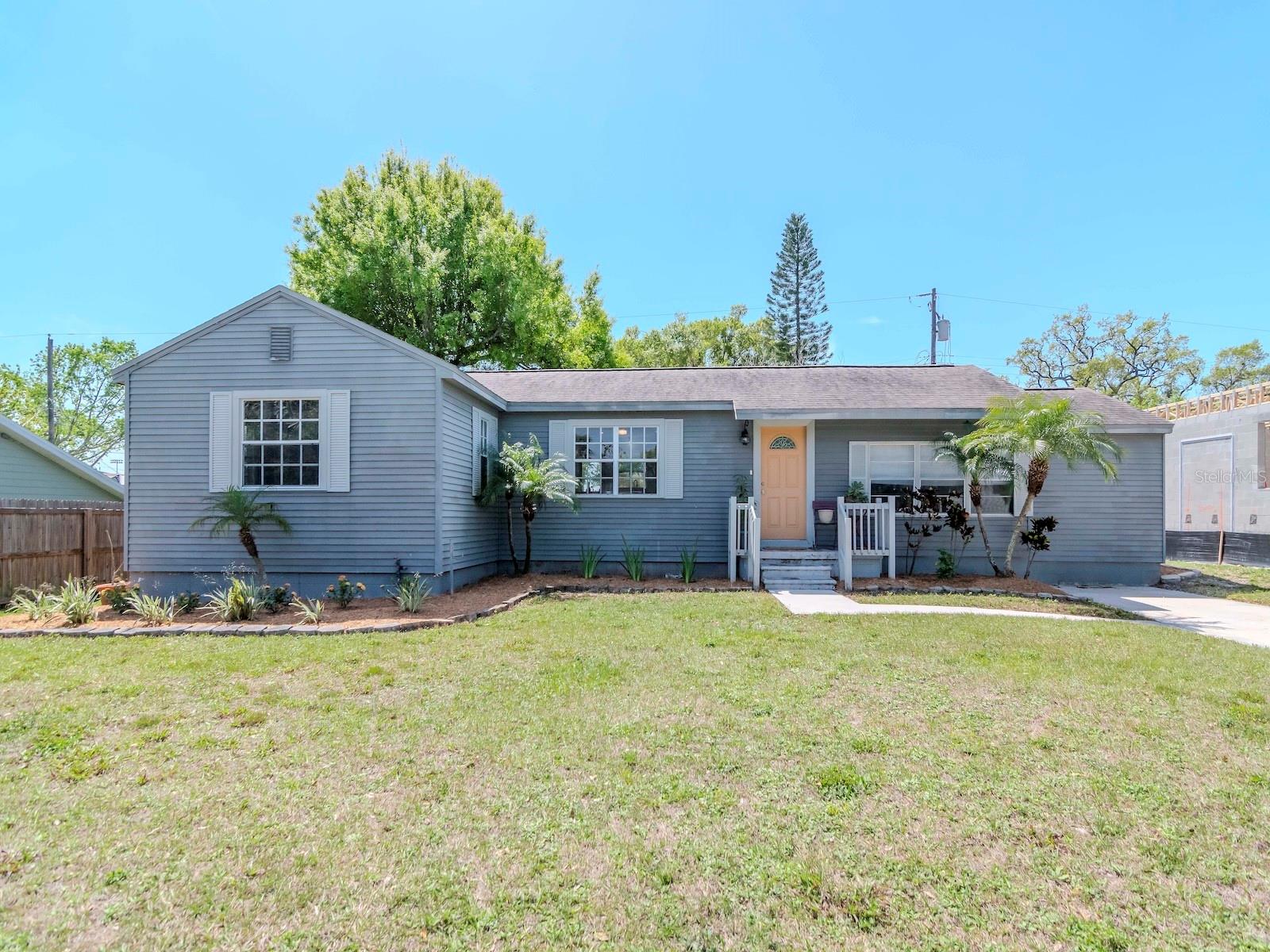 1528 W RIVER SHORE WAY, TAMPA, FL, 33603