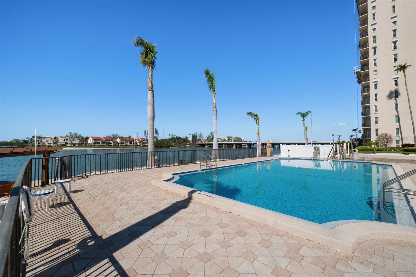 5200 BRITTANY DR S #1503, ST PETERSBURG, FL, 33715