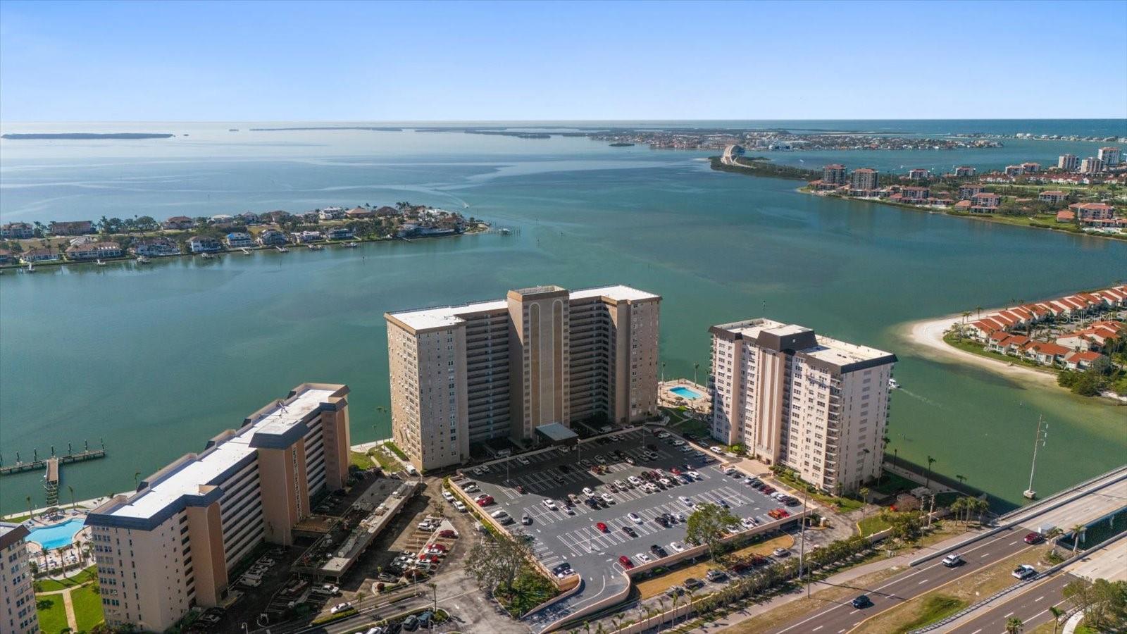 5200 BRITTANY DR S #1503, ST PETERSBURG, FL, 33715