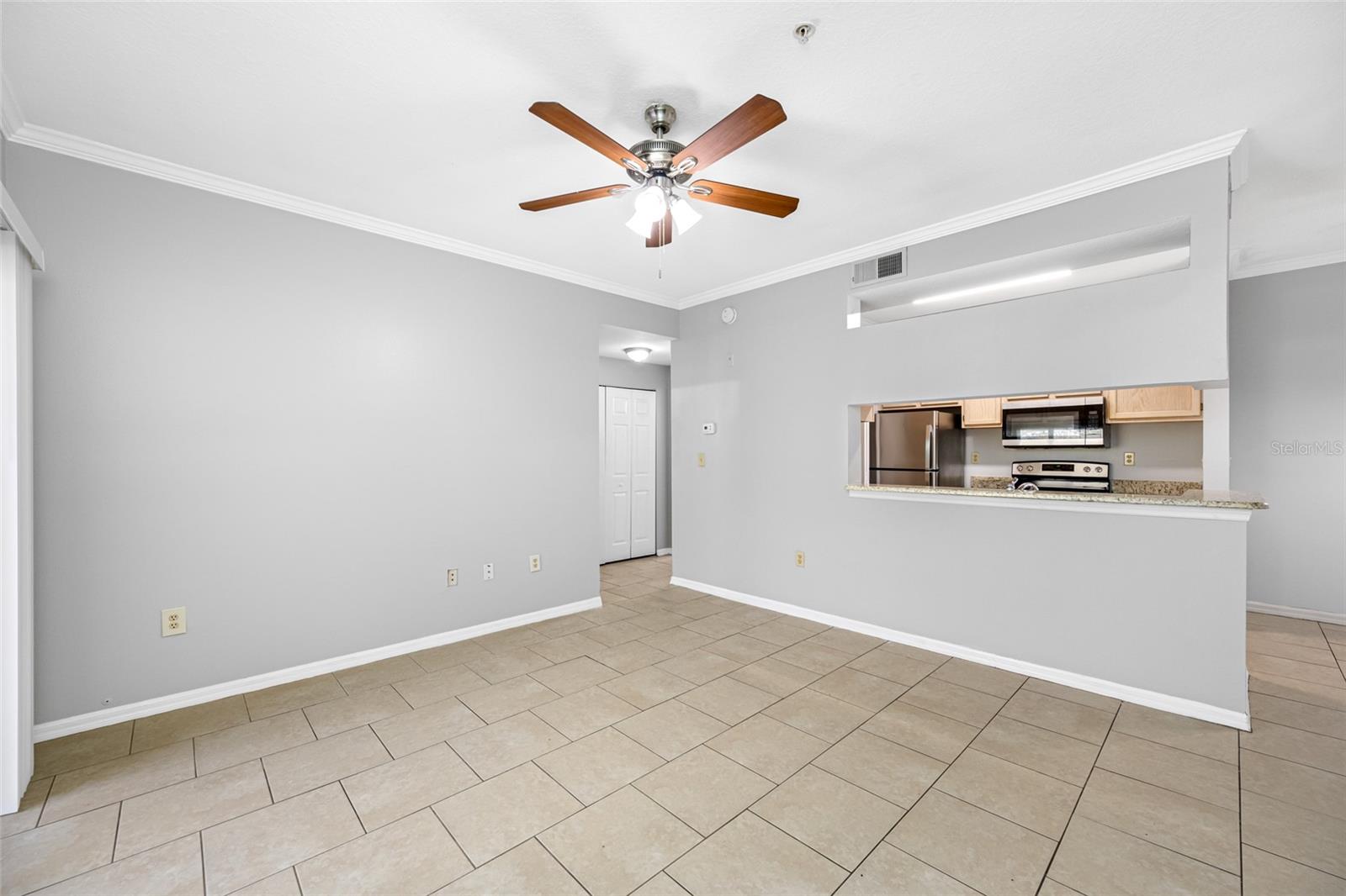 5612 PINNACLE HEIGHTS CIR #206, TAMPA, FL, 33624