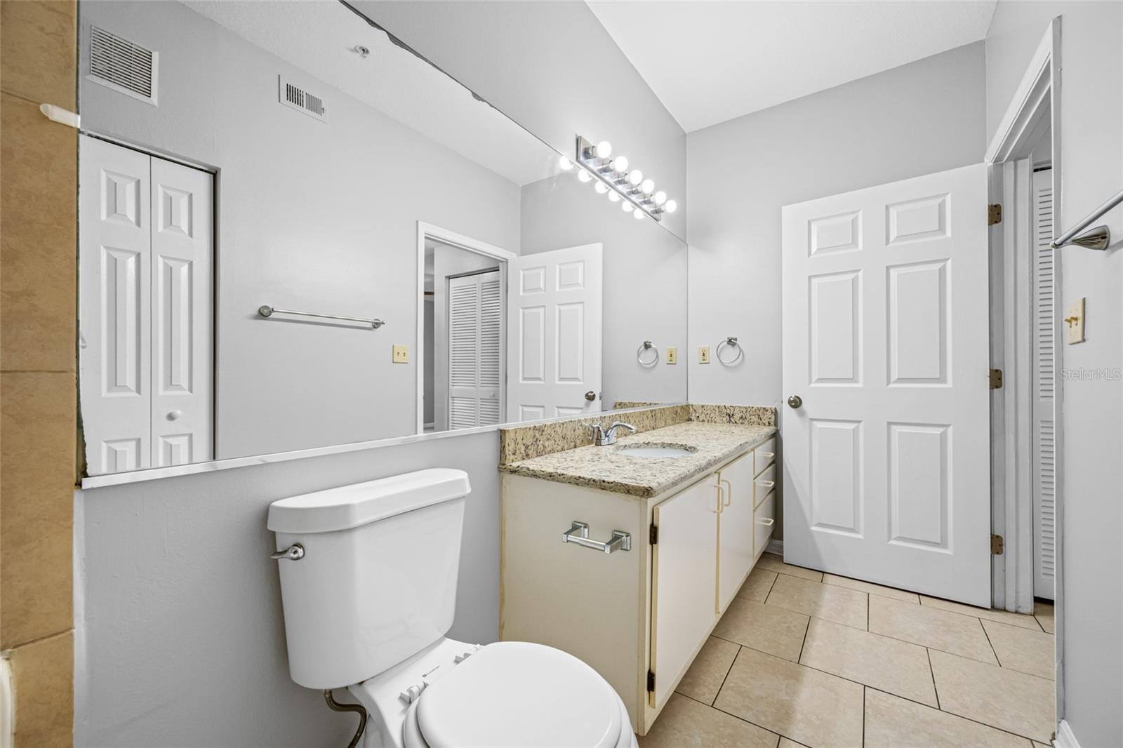 5612 PINNACLE HEIGHTS CIR #206, TAMPA, FL, 33624