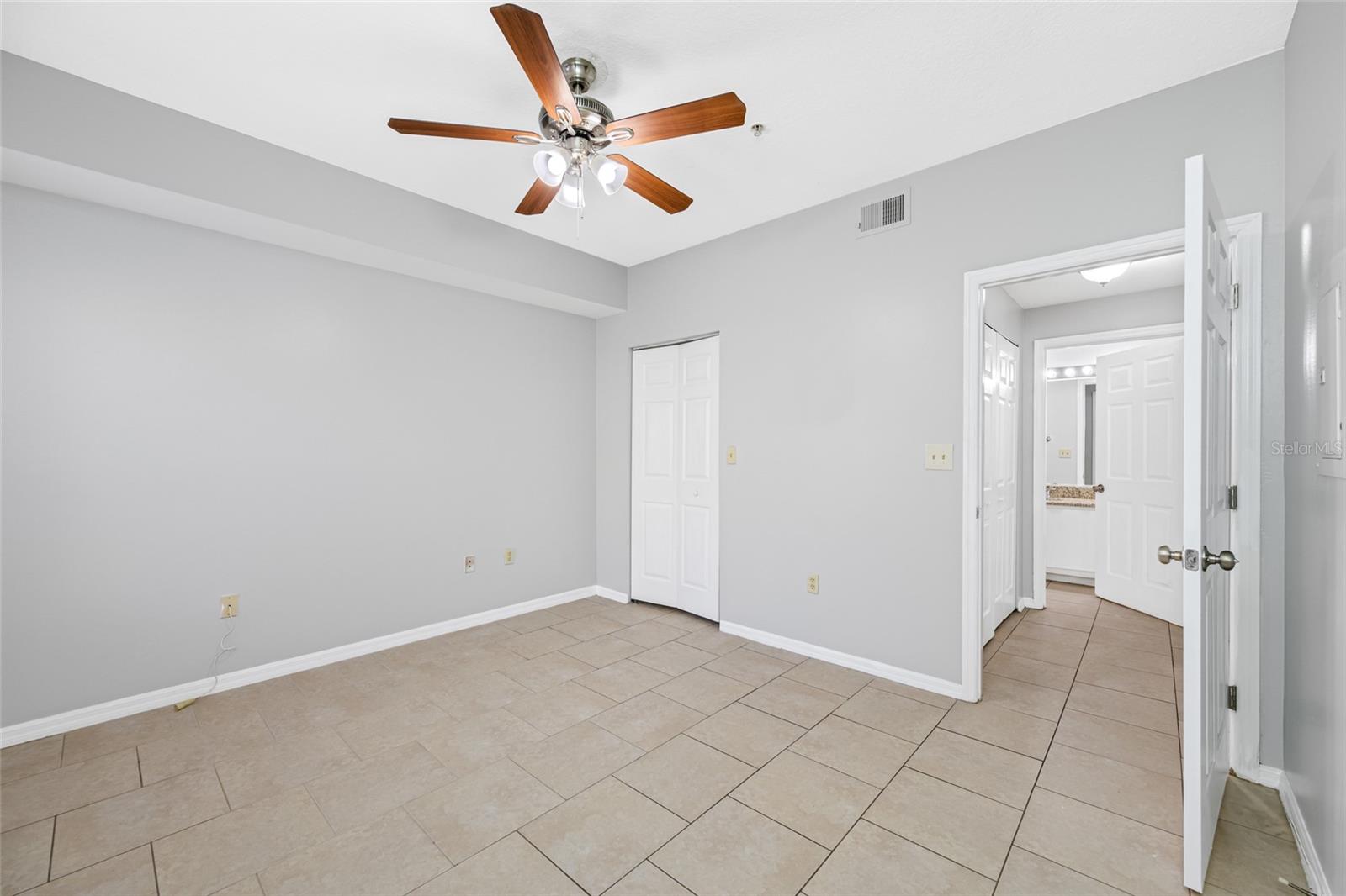 5612 PINNACLE HEIGHTS CIR #206, TAMPA, FL, 33624