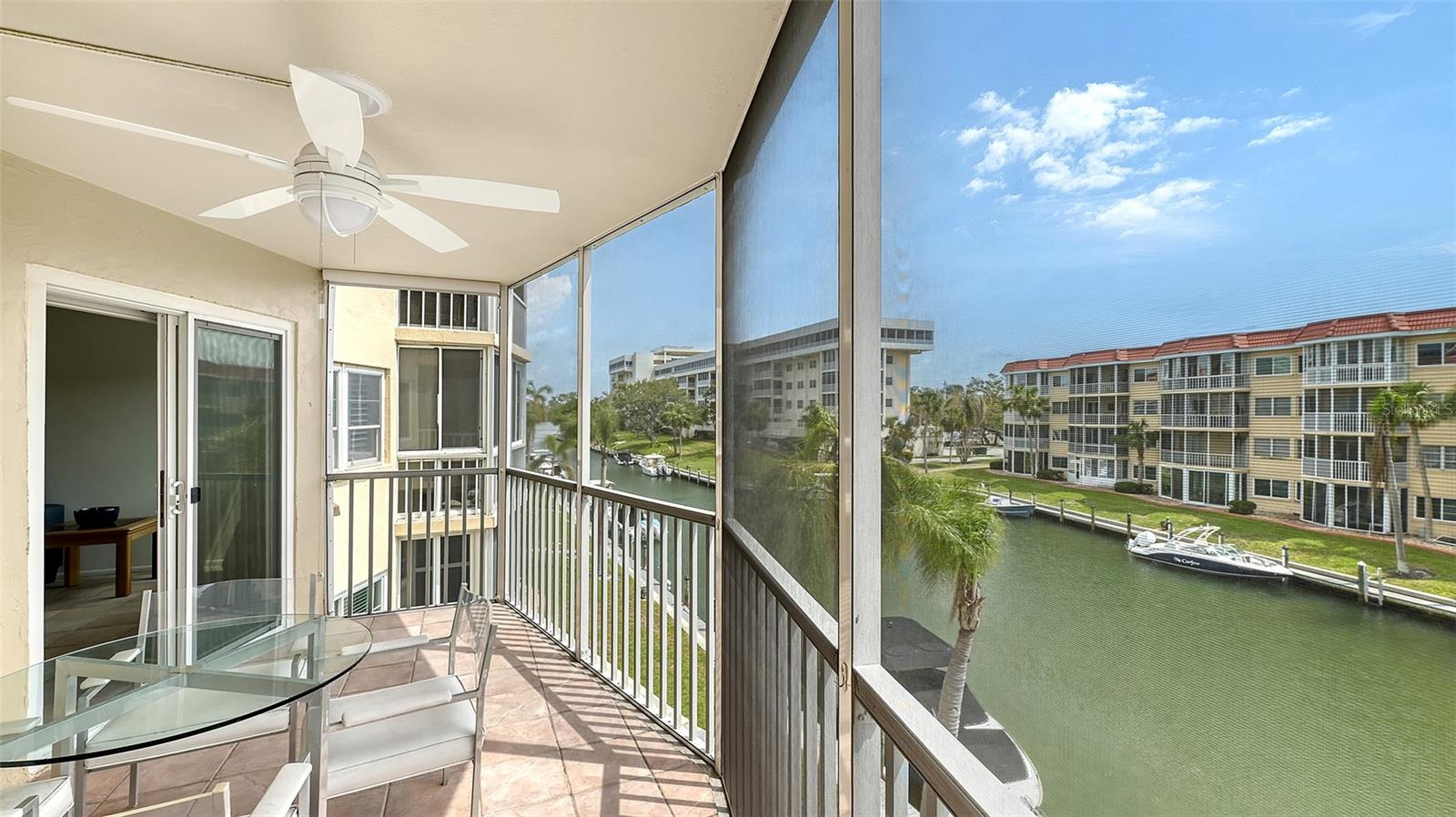 1250 N PORTOFINO DR #303, SARASOTA, FL, 34242