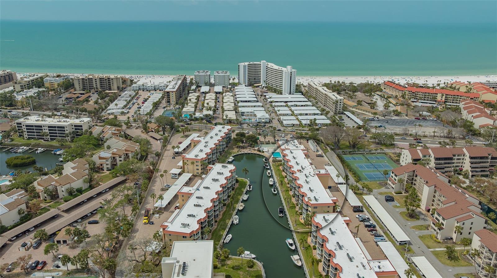 1250 N PORTOFINO DR #303, SARASOTA, FL, 34242