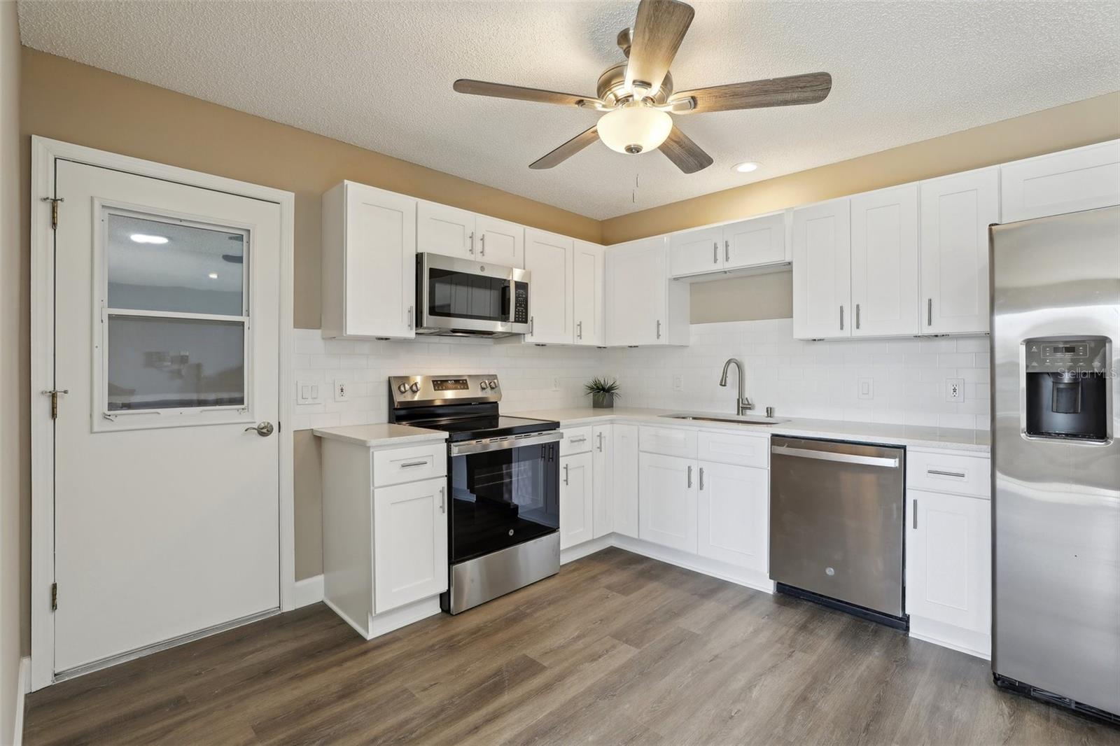 2609 PRIVADA DR, THE VILLAGES, FL, 32162