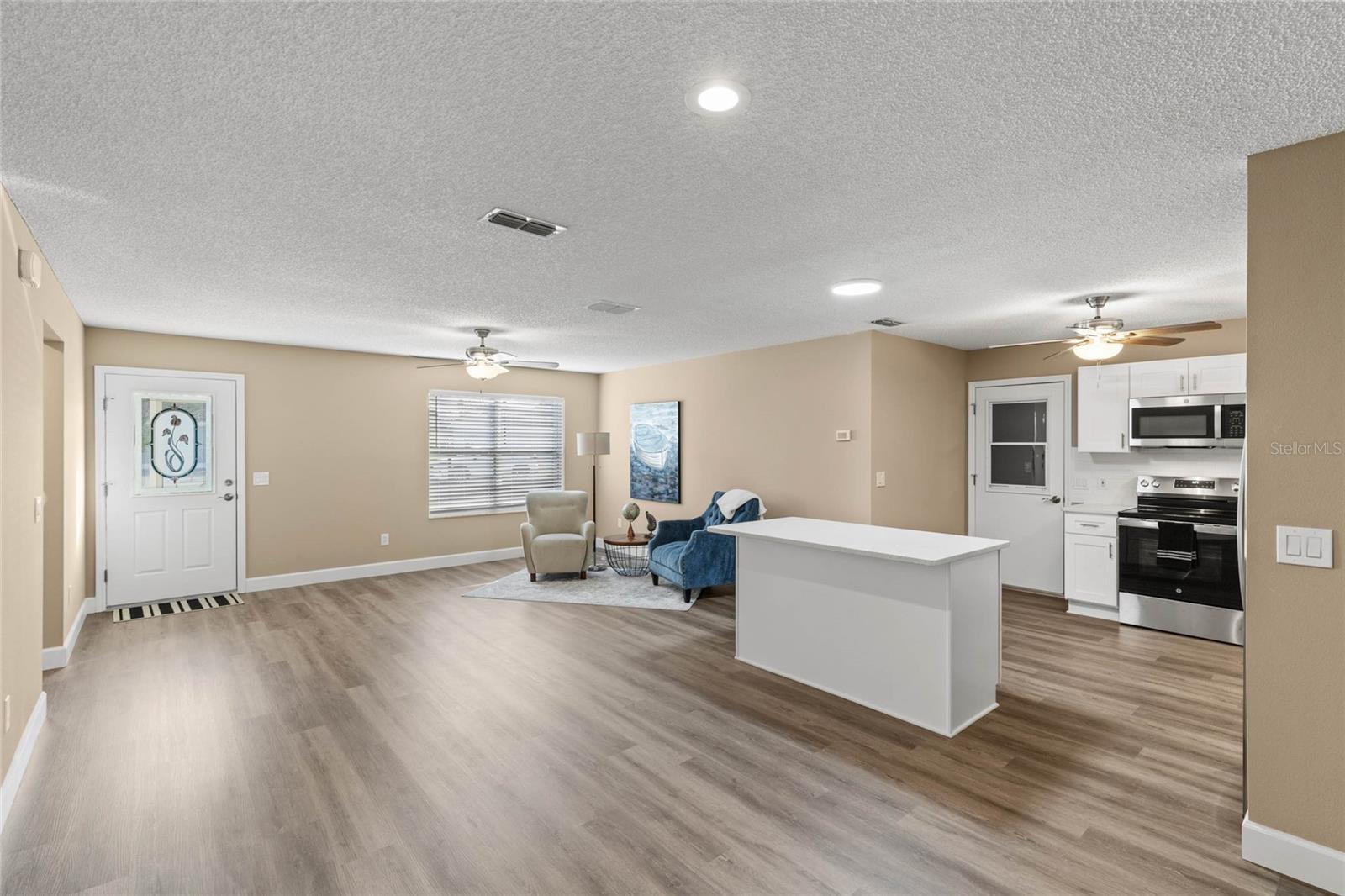 2609 PRIVADA DR, THE VILLAGES, FL, 32162