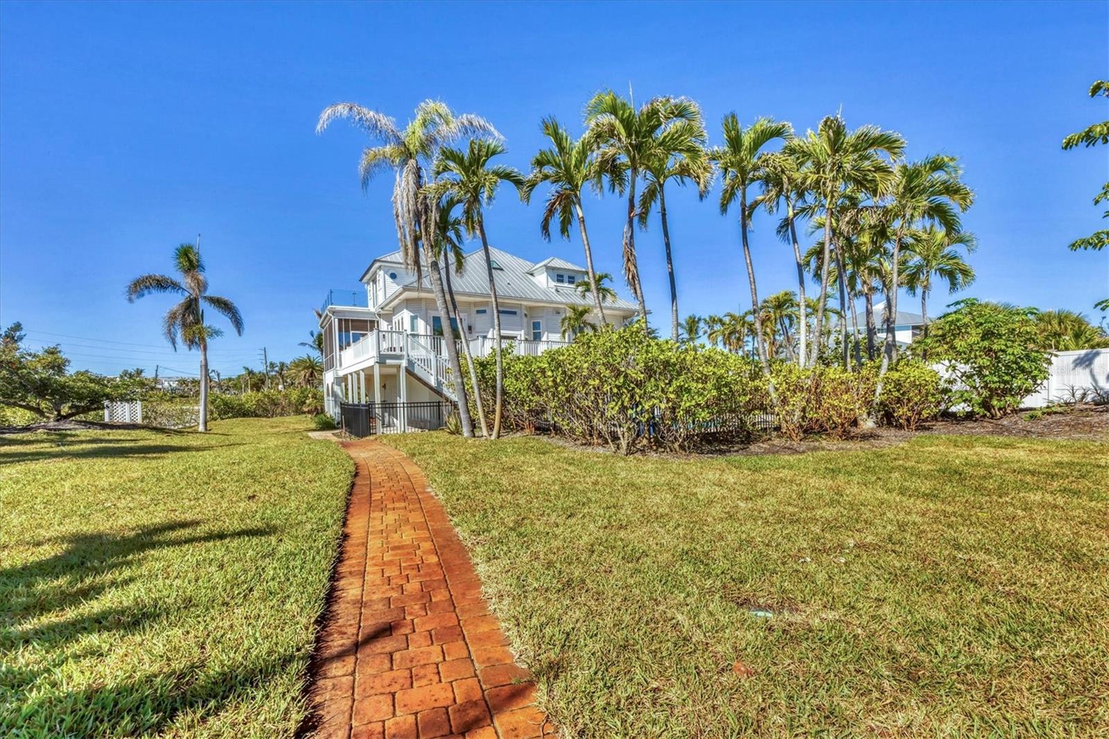 16251 SUNSET PINES CIR, BOCA GRANDE, FL, 33921