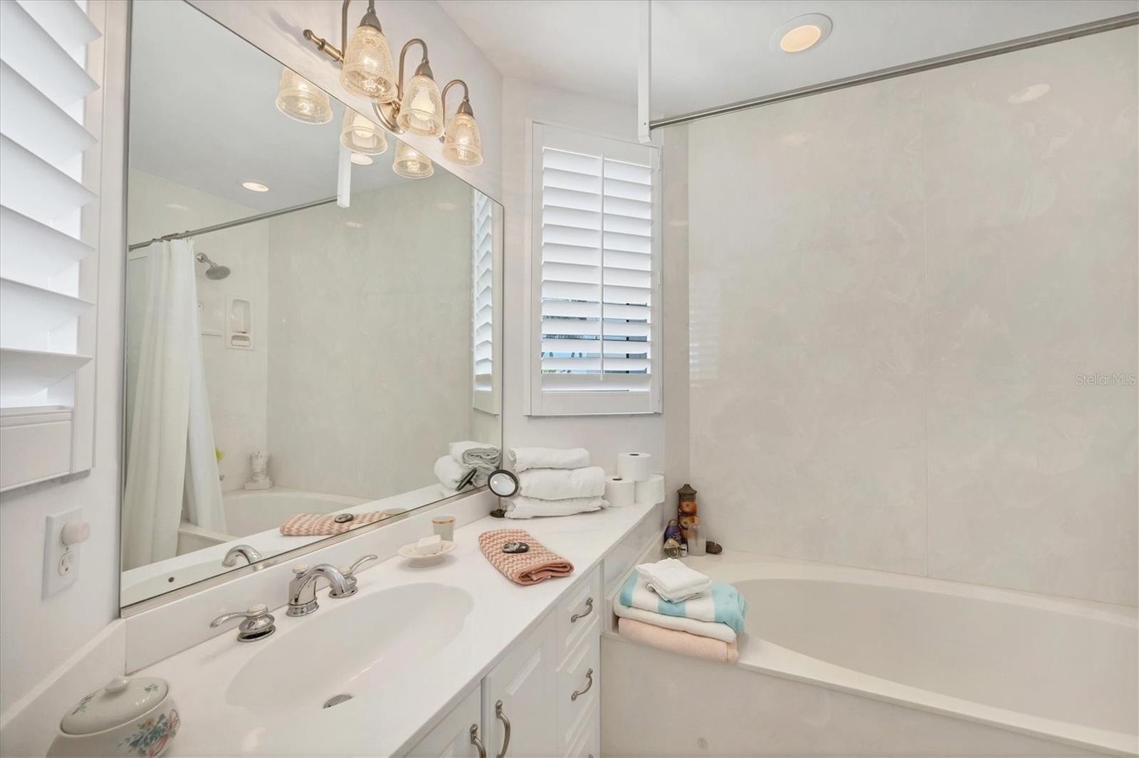 16251 SUNSET PINES CIR, BOCA GRANDE, FL, 33921