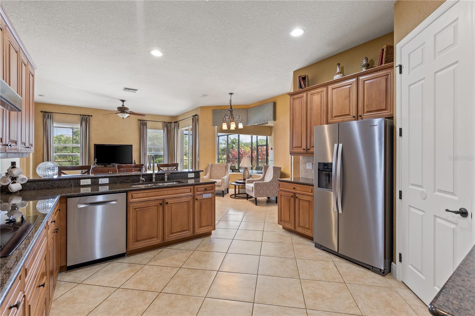 5550 ROCK DOVE DR, SARASOTA, FL, 34241