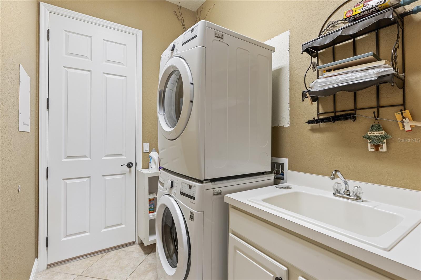 5550 ROCK DOVE DR, SARASOTA, FL, 34241