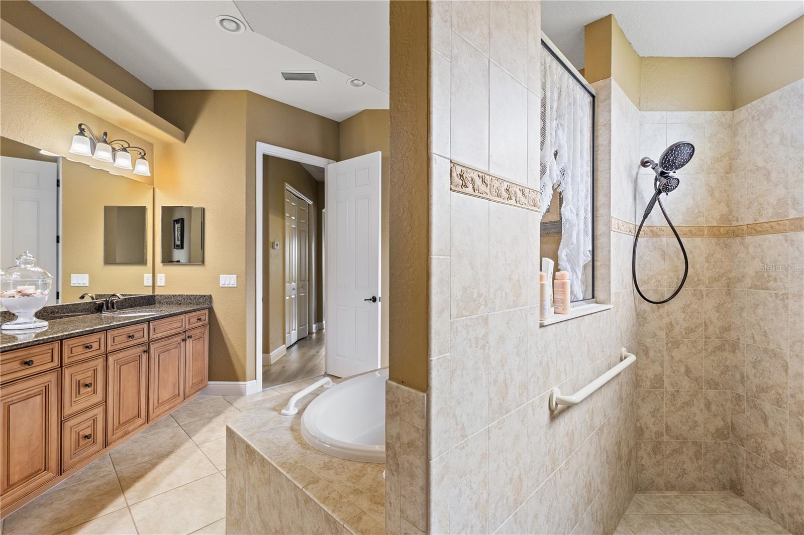 5550 ROCK DOVE DR, SARASOTA, FL, 34241