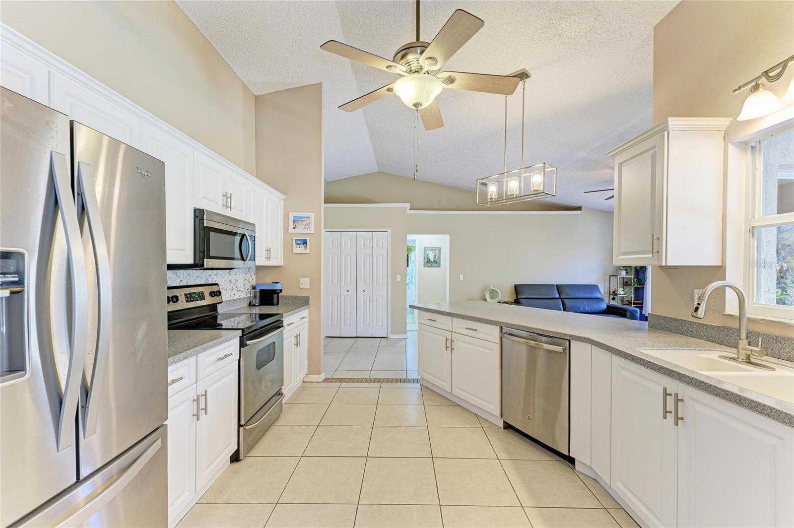 1127 133RD ST E, BRADENTON, FL, 34212