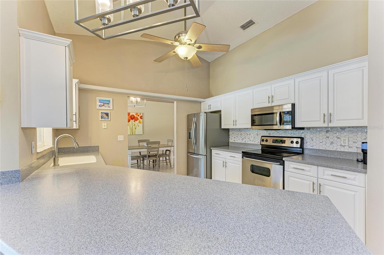 1127 133RD ST E, BRADENTON, FL, 34212