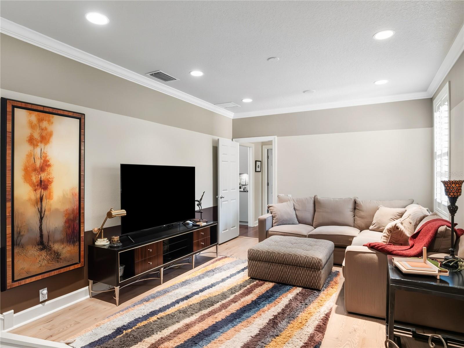 TB8360938 Property Photo