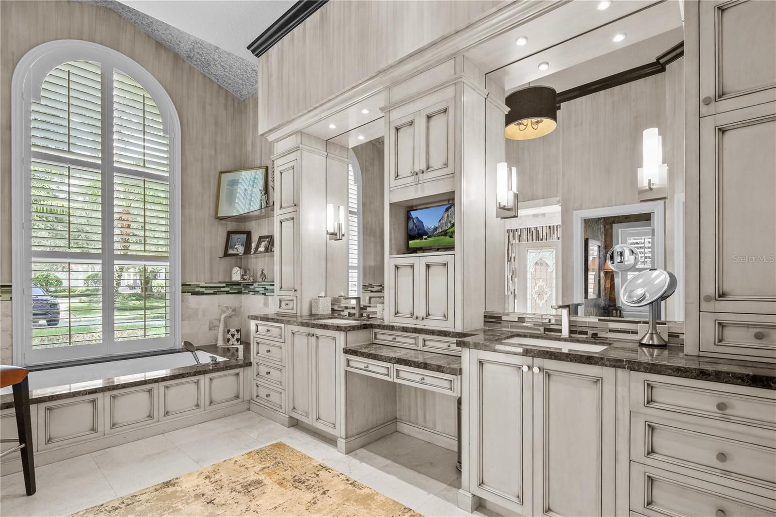 TB8360938 Property Photo