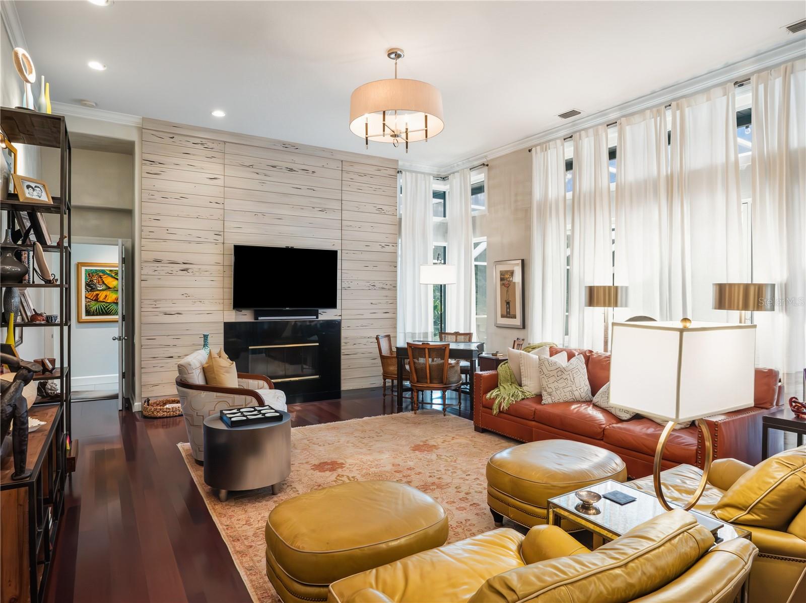 TB8360938 Property Photo