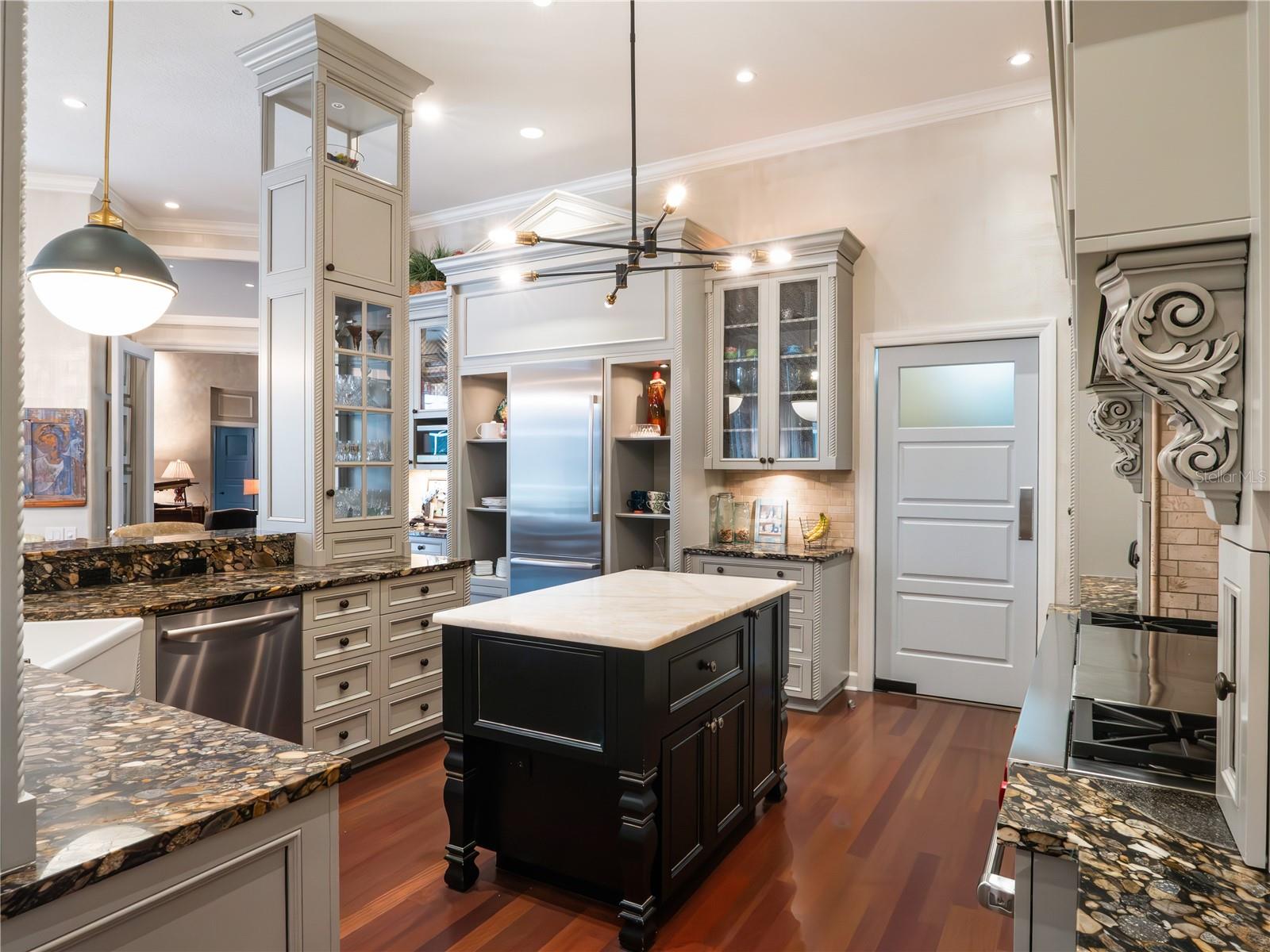 TB8360938 Property Photo