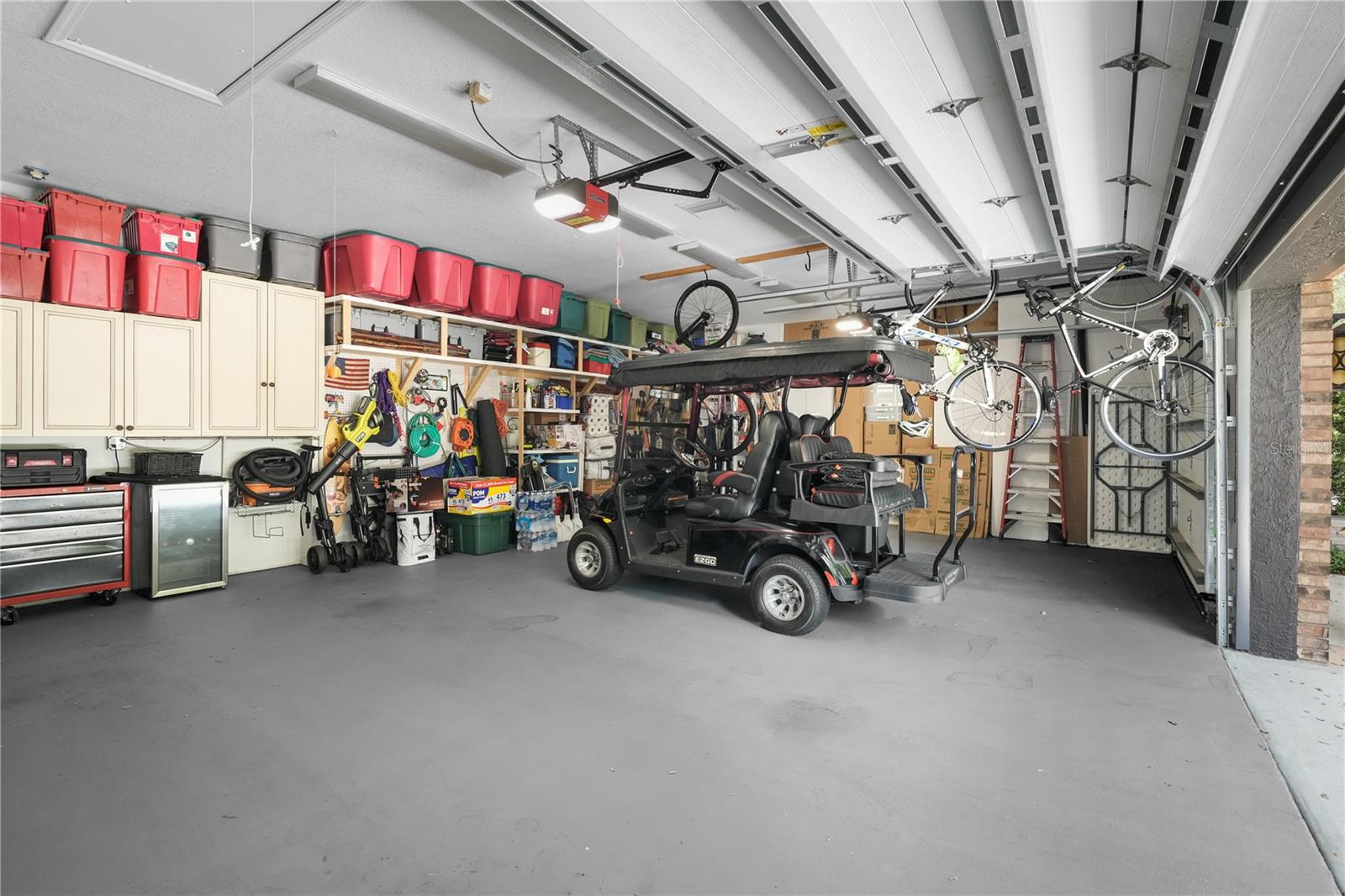 TB8360938 Property Photo