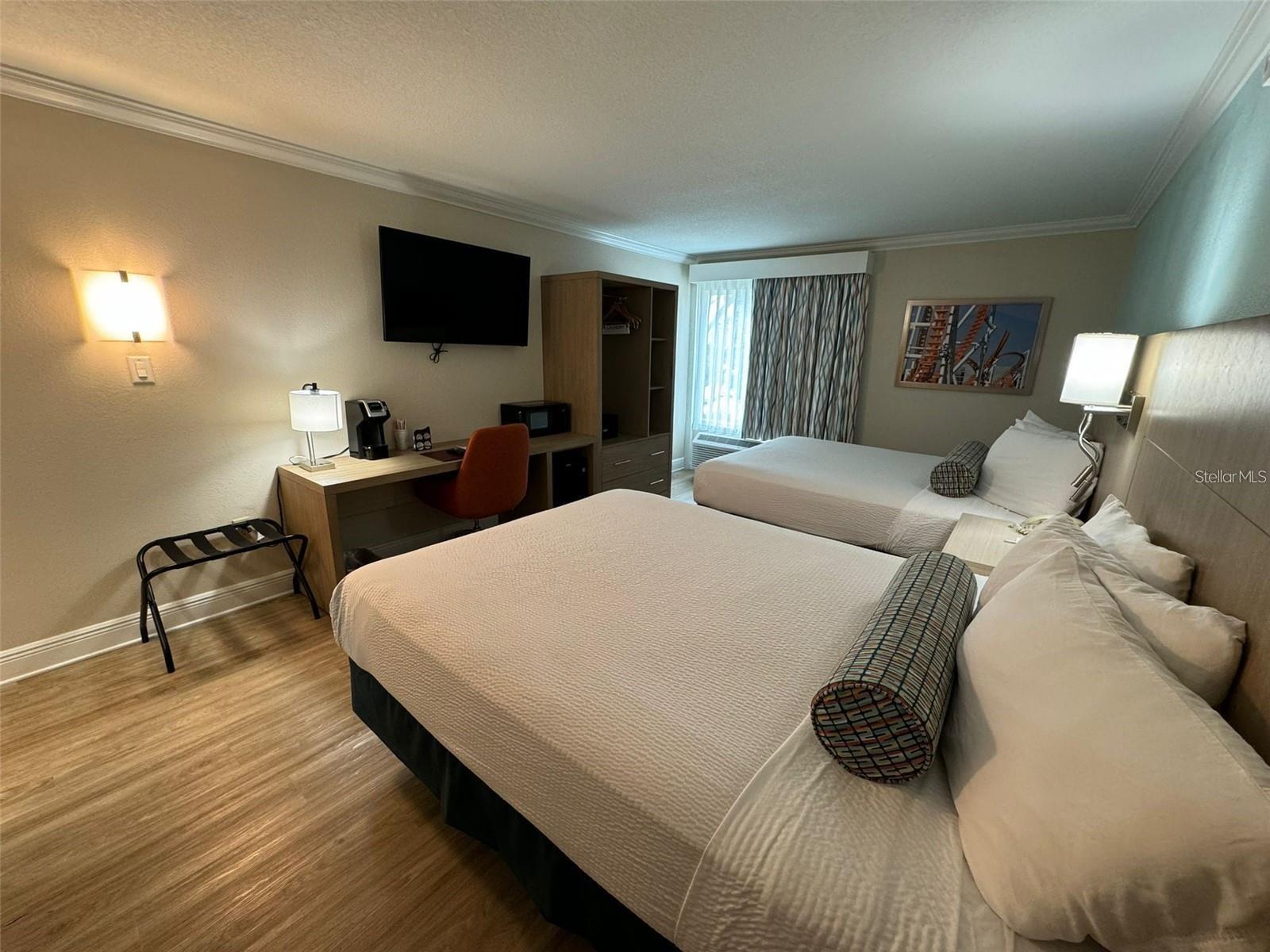 O6289214 Property Photo