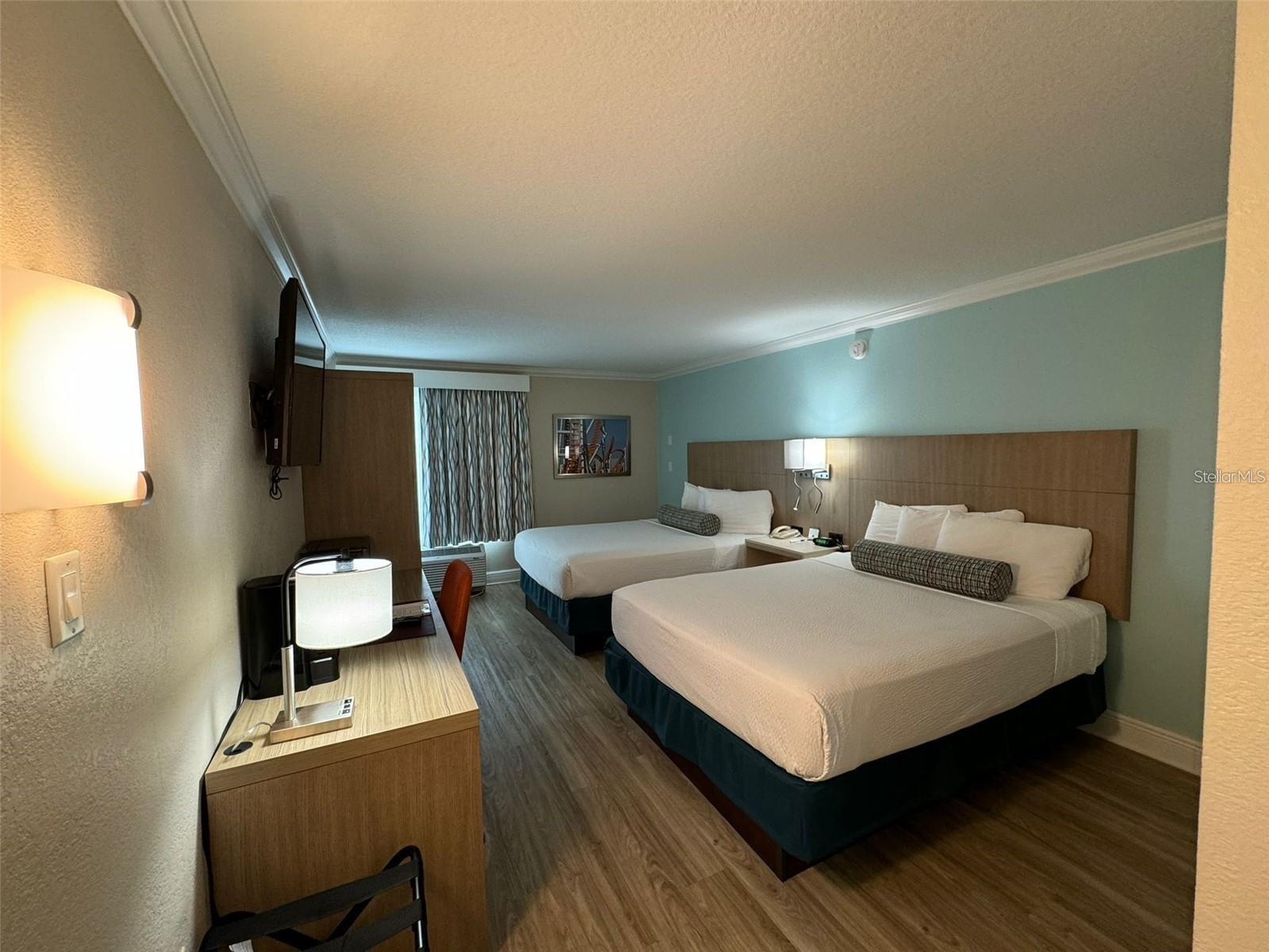 O6289214 Property Photo