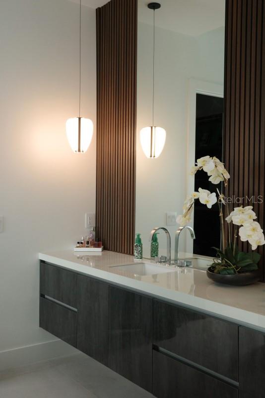 A4644266 Property Photo