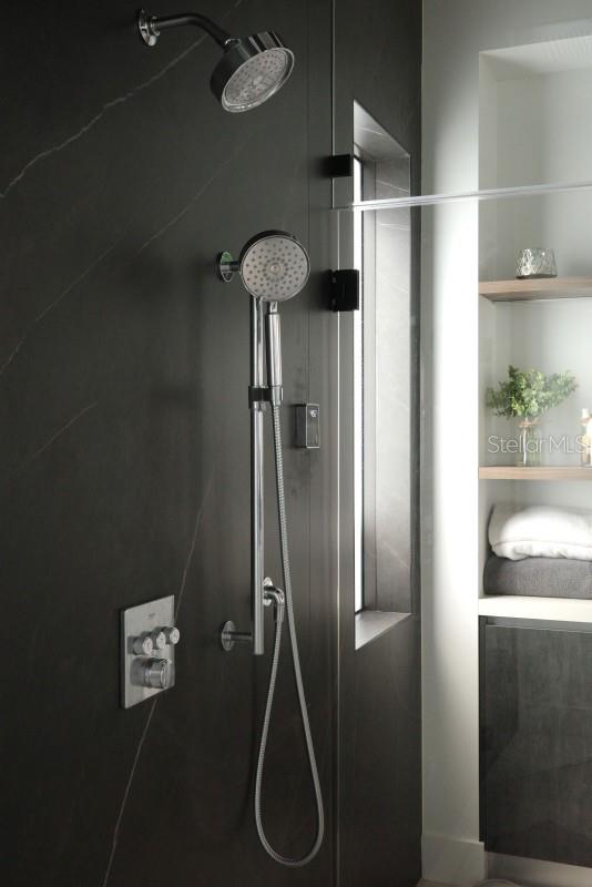 A4644266 Property Photo