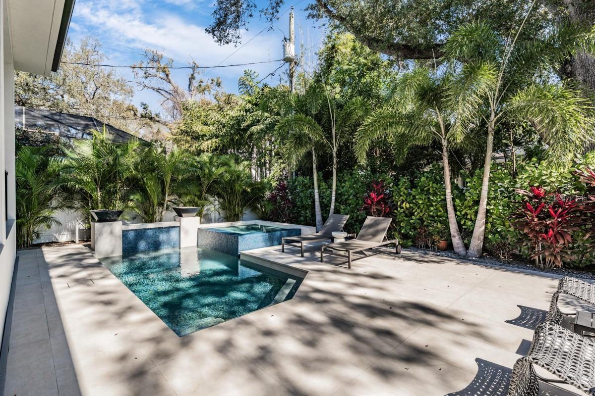 A4644266 Property Photo