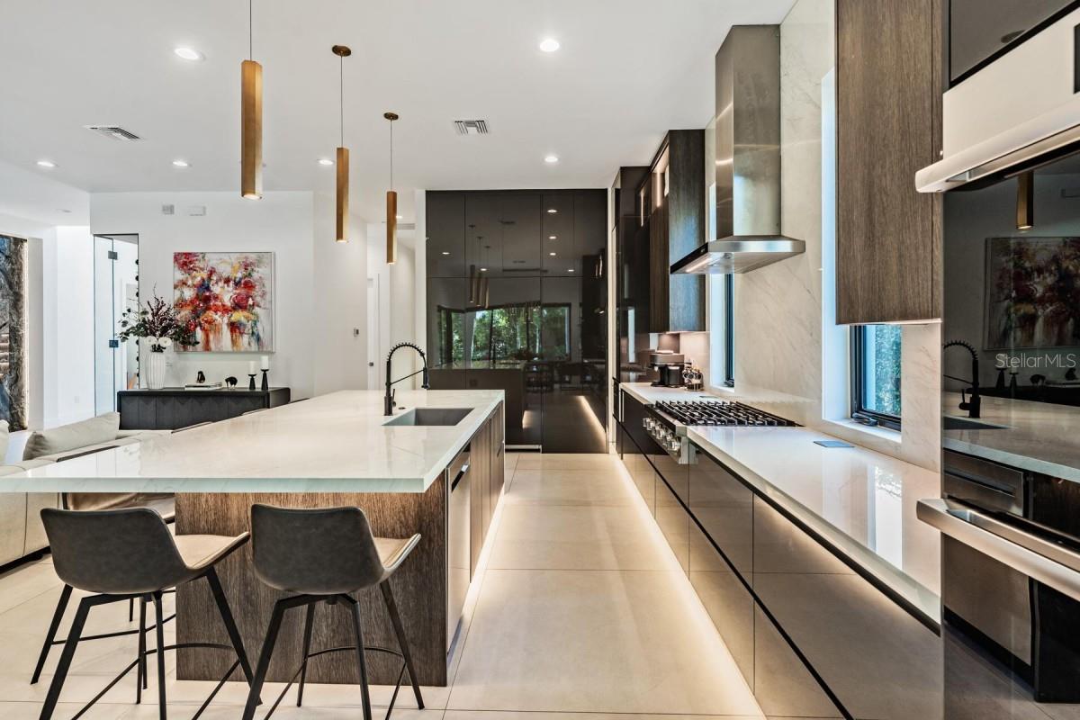 A4644266 Property Photo