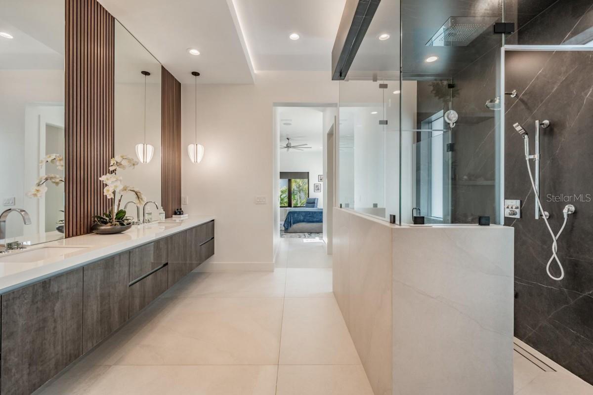 A4644266 Property Photo