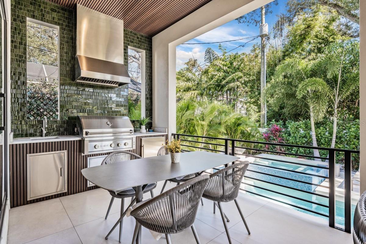 A4644266 Property Photo