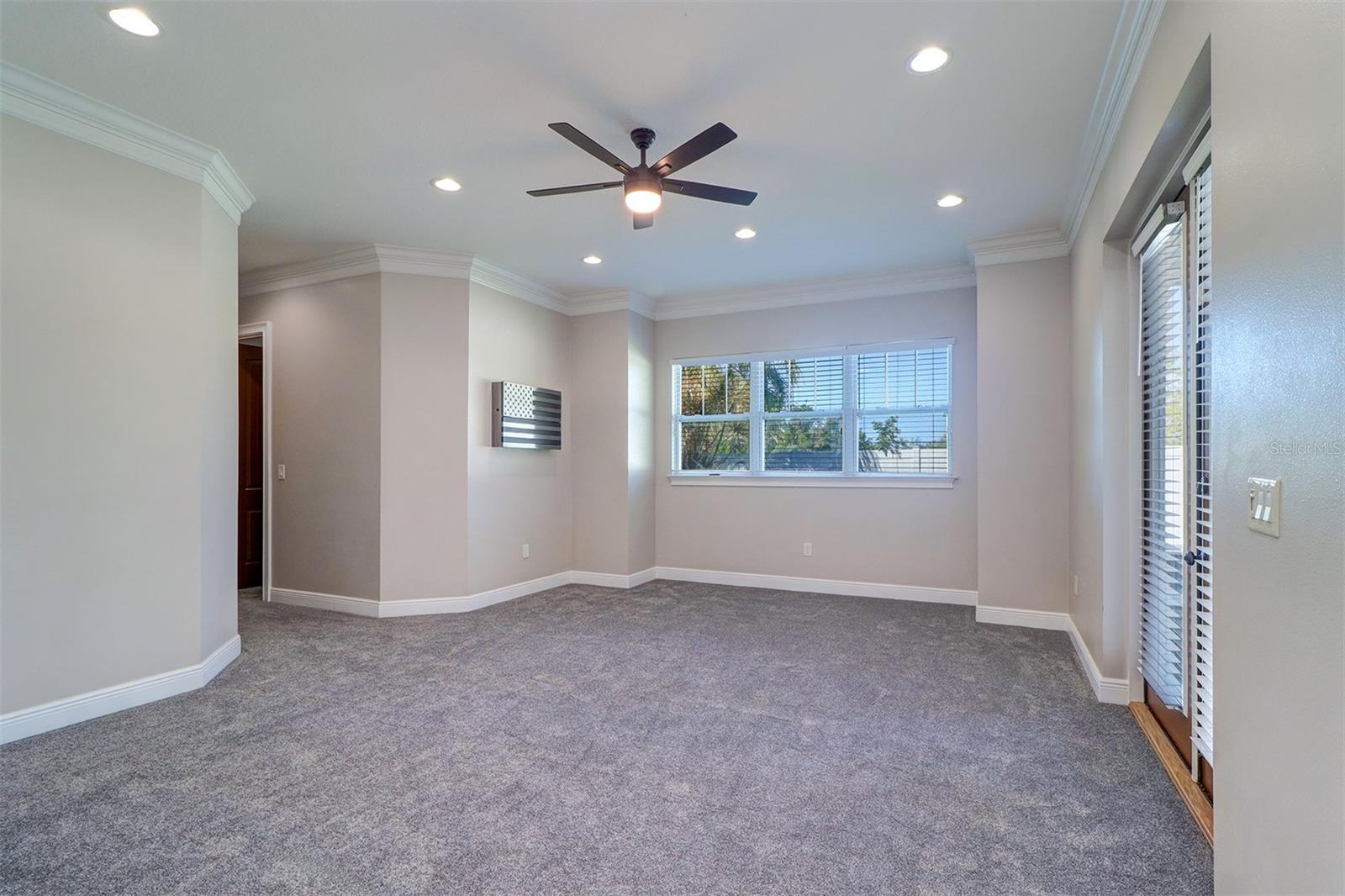 6340 EVERGREEN AVE, SEMINOLE, FL, 33772