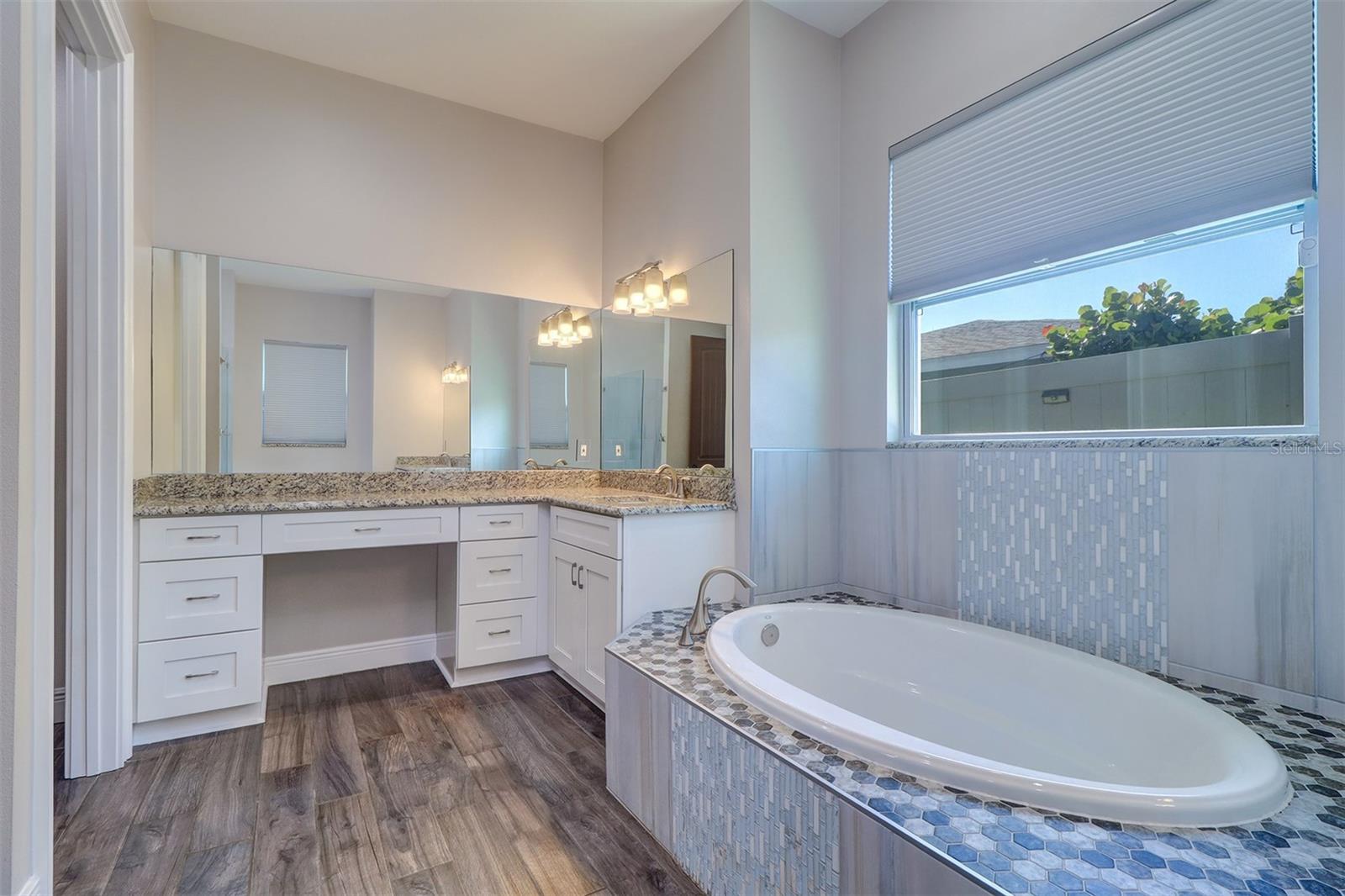 6340 EVERGREEN AVE, SEMINOLE, FL, 33772