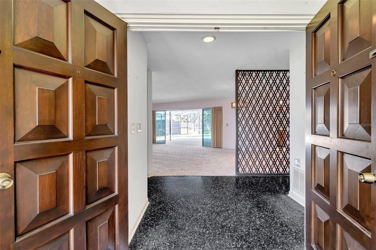 106 INDIAN ROCKS RD S, BELLEAIR BLUFFS, FL, 33770