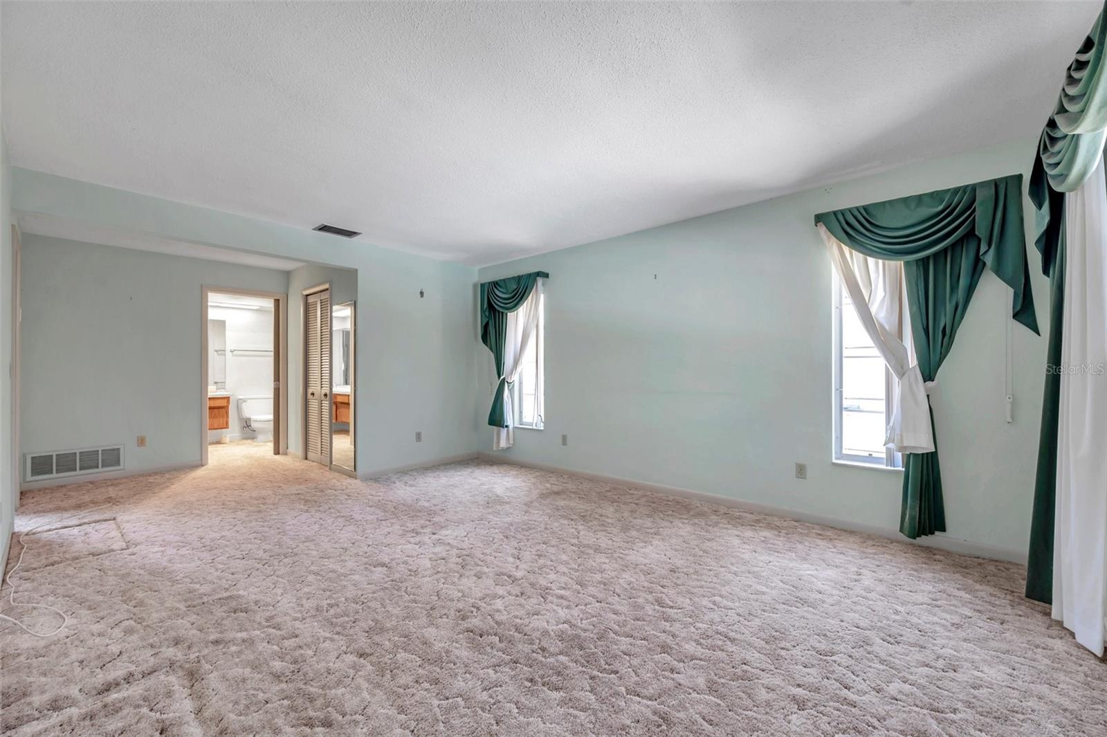 106 INDIAN ROCKS RD S, BELLEAIR BLUFFS, FL, 33770
