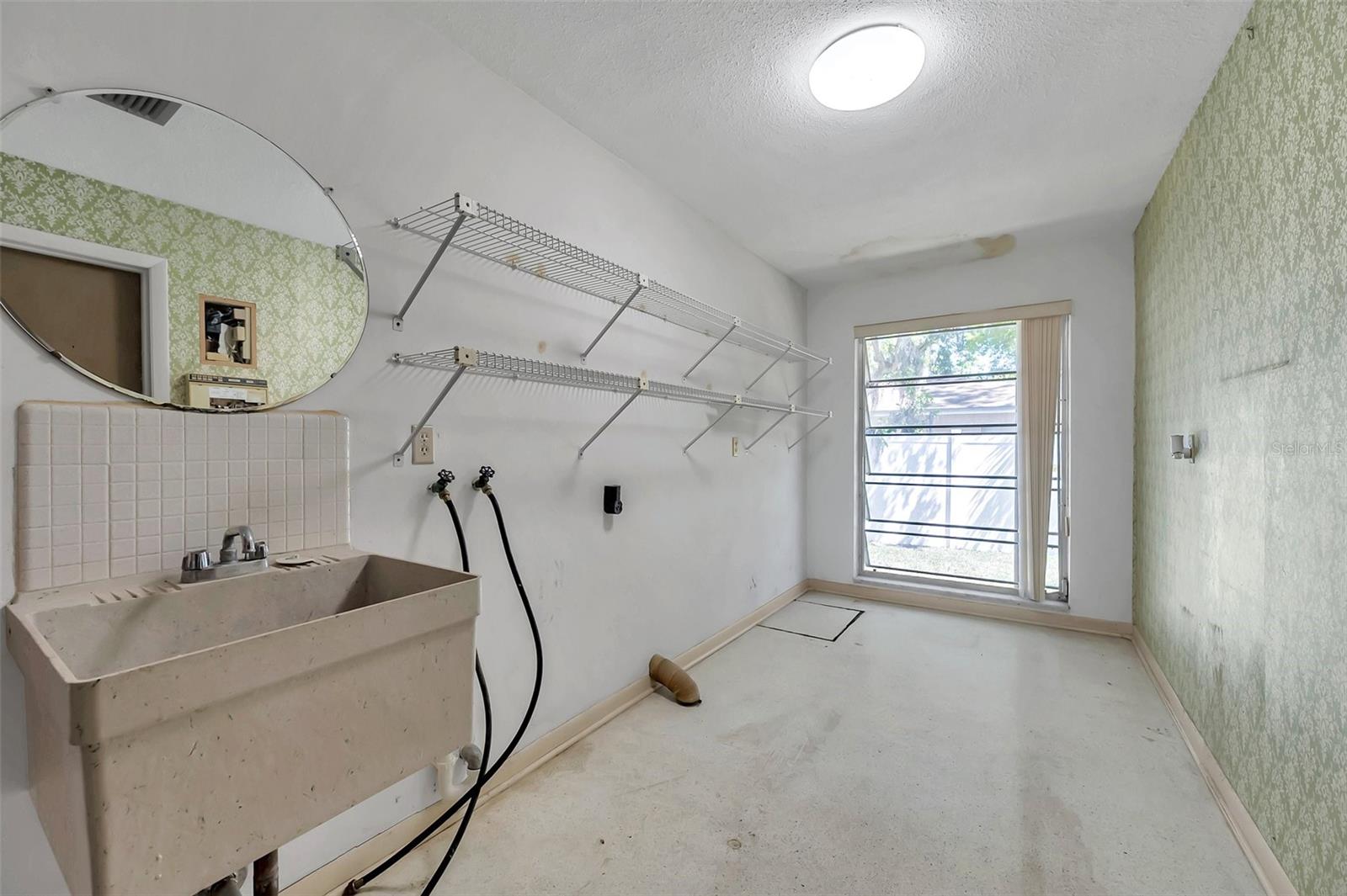 106 INDIAN ROCKS RD S, BELLEAIR BLUFFS, FL, 33770
