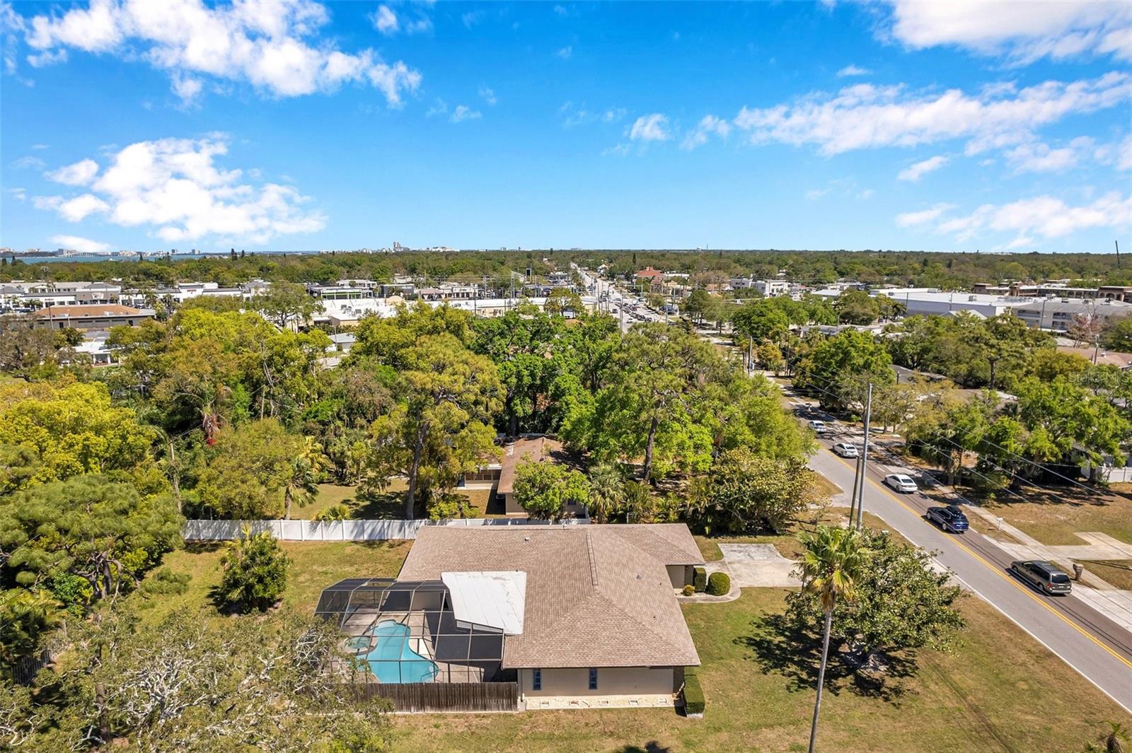 106 INDIAN ROCKS RD S, BELLEAIR BLUFFS, FL, 33770