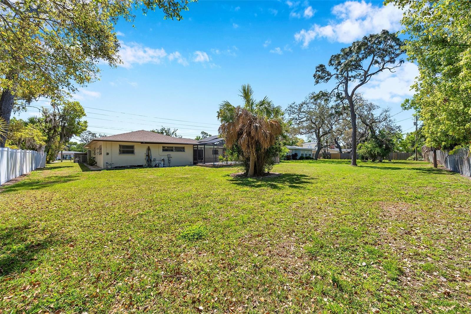 106 INDIAN ROCKS RD S, BELLEAIR BLUFFS, FL, 33770