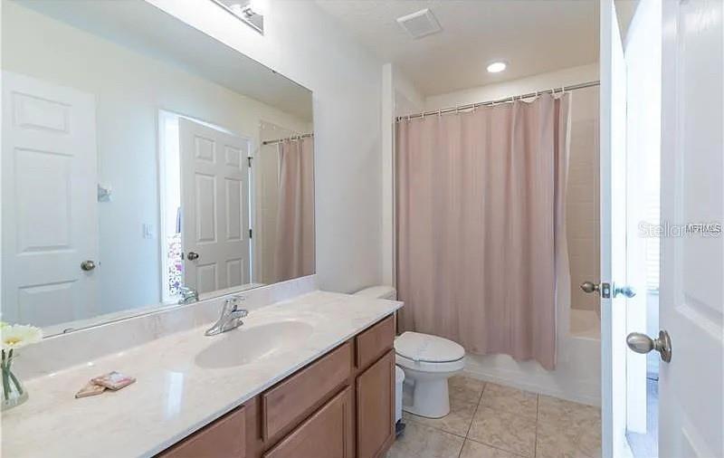 230 LAS FUENTES DR, KISSIMMEE, FL, 34746