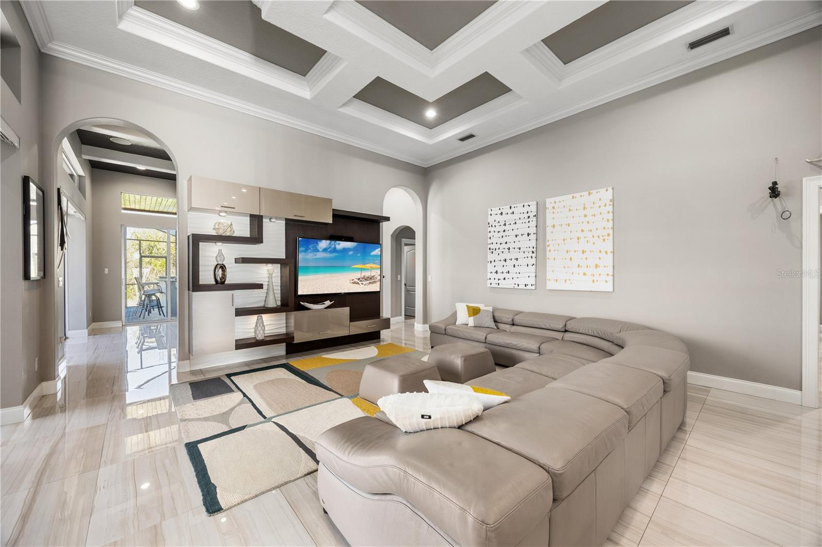 743 MILLS ESTATE PL, CHULUOTA, FL, 32766