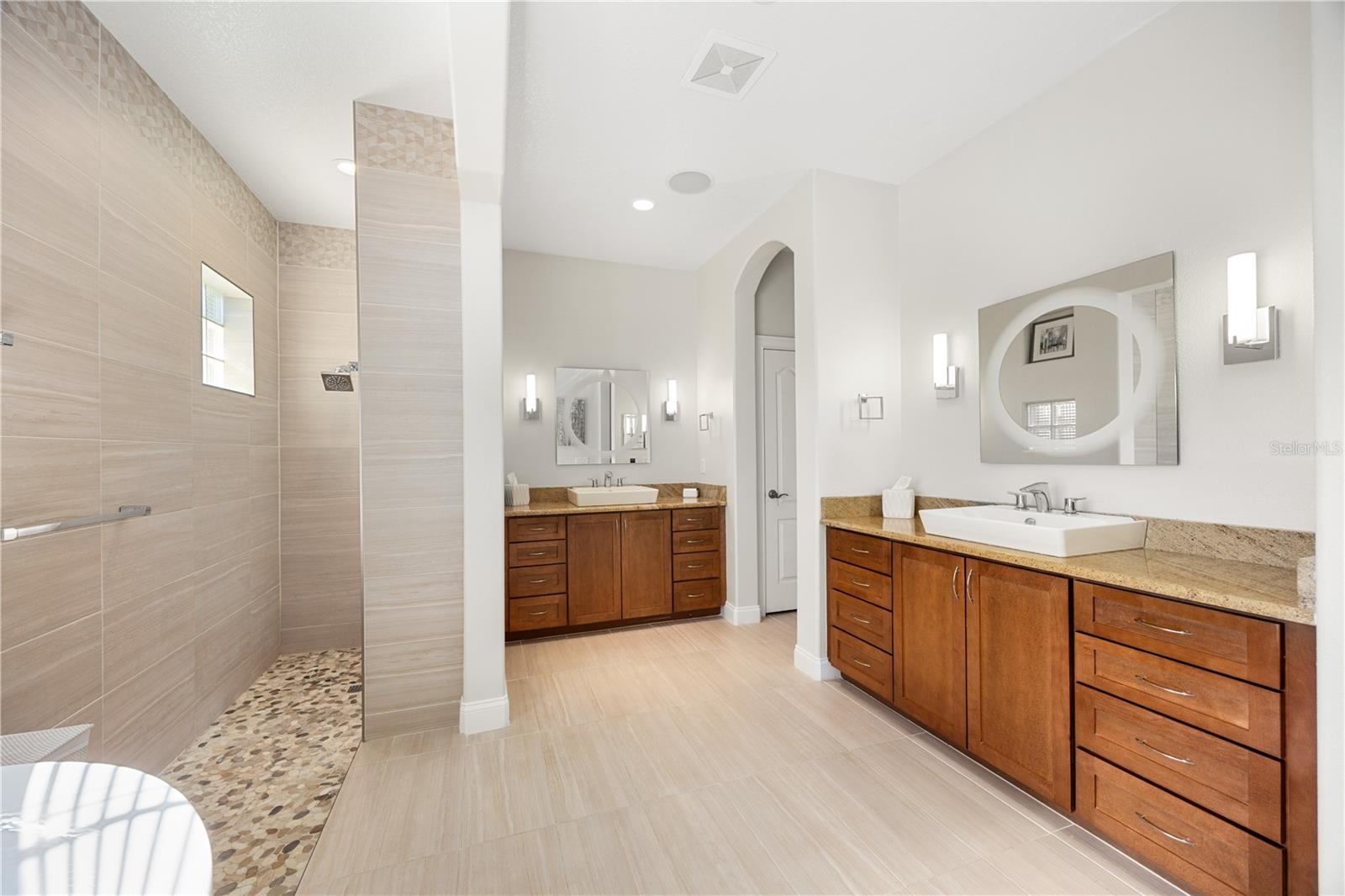 743 MILLS ESTATE PL, CHULUOTA, FL, 32766