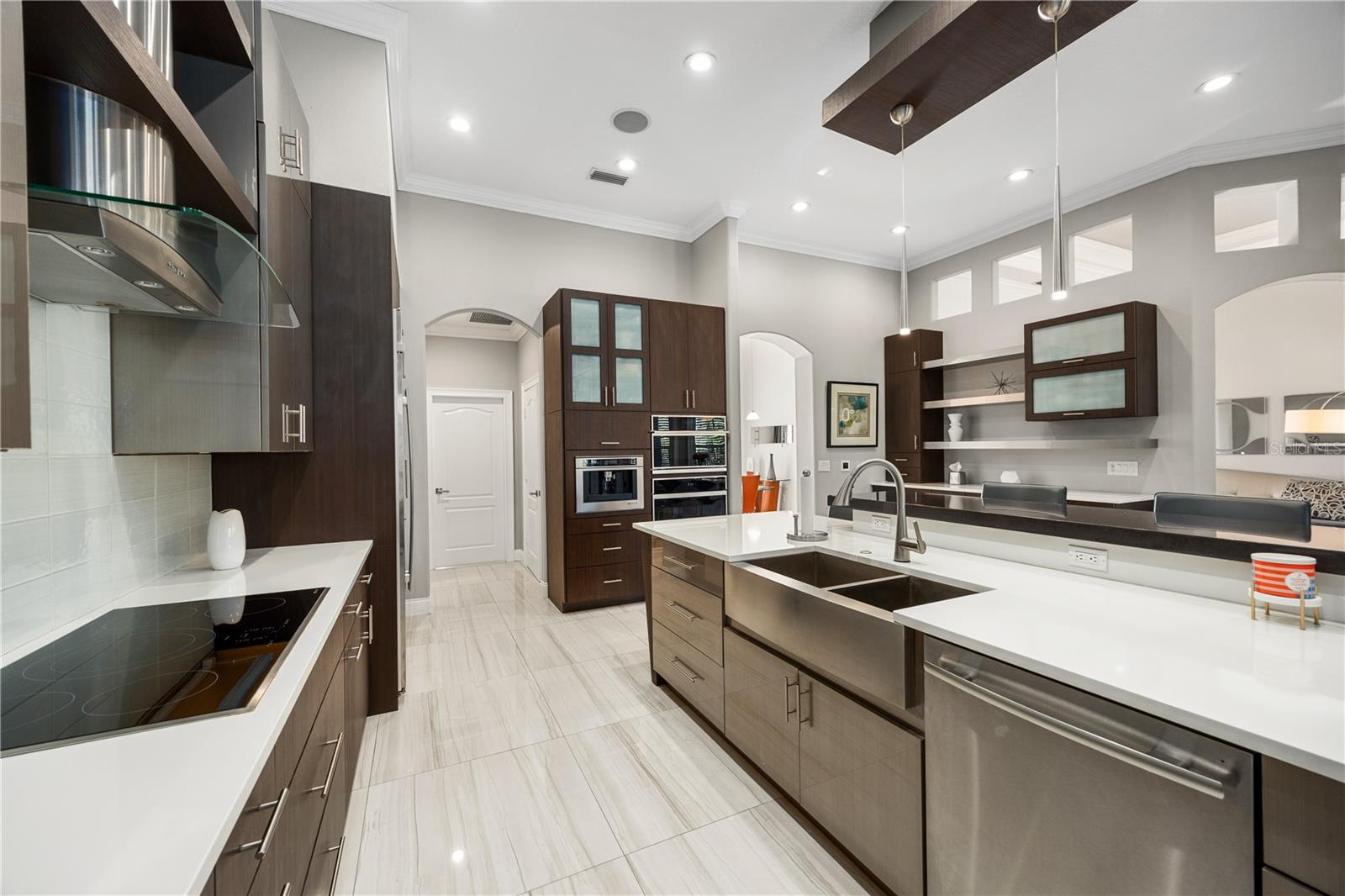 743 MILLS ESTATE PL, CHULUOTA, FL, 32766