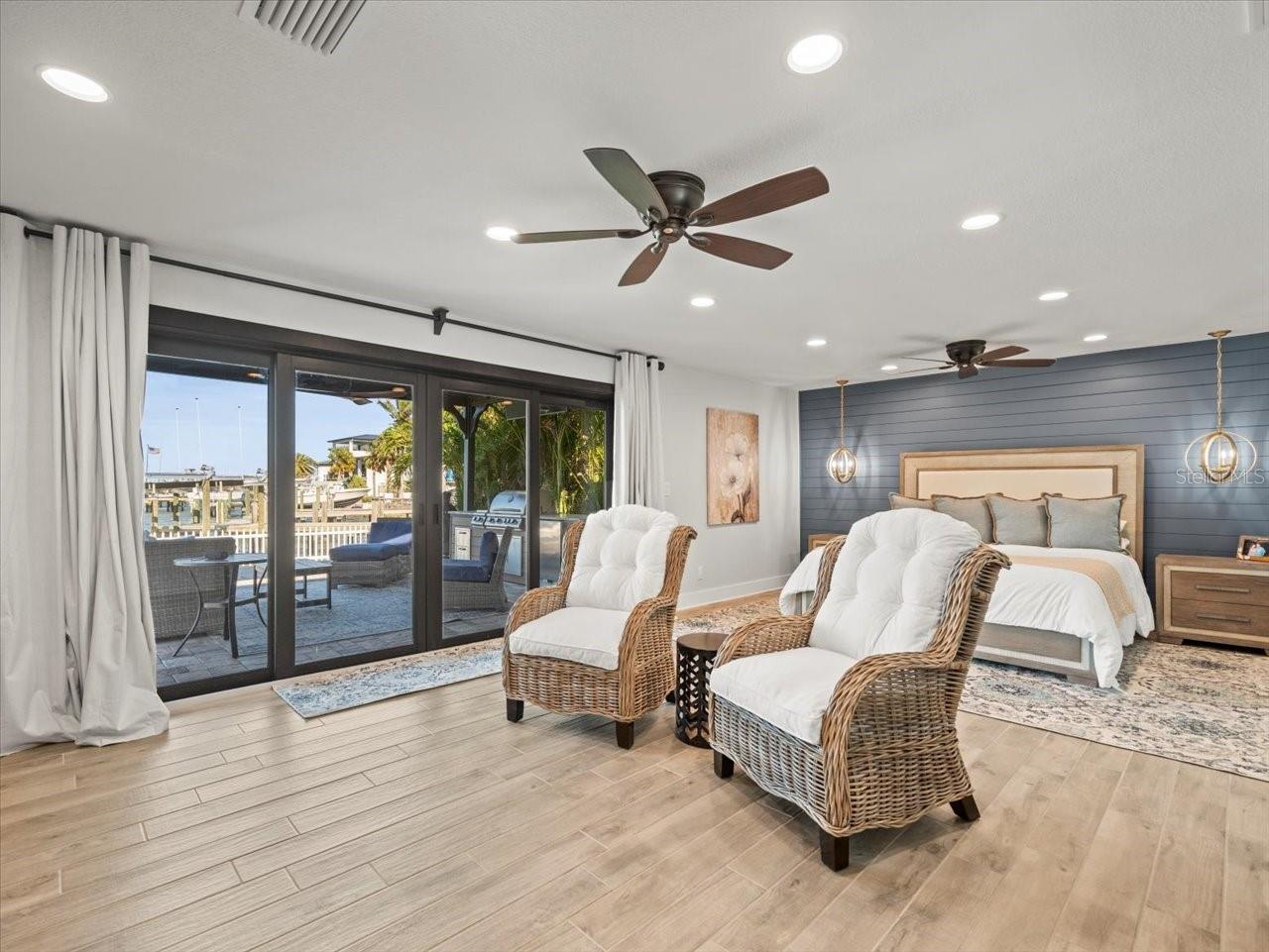 6421 4TH PALM PT, ST PETE BEACH, FL, 33706