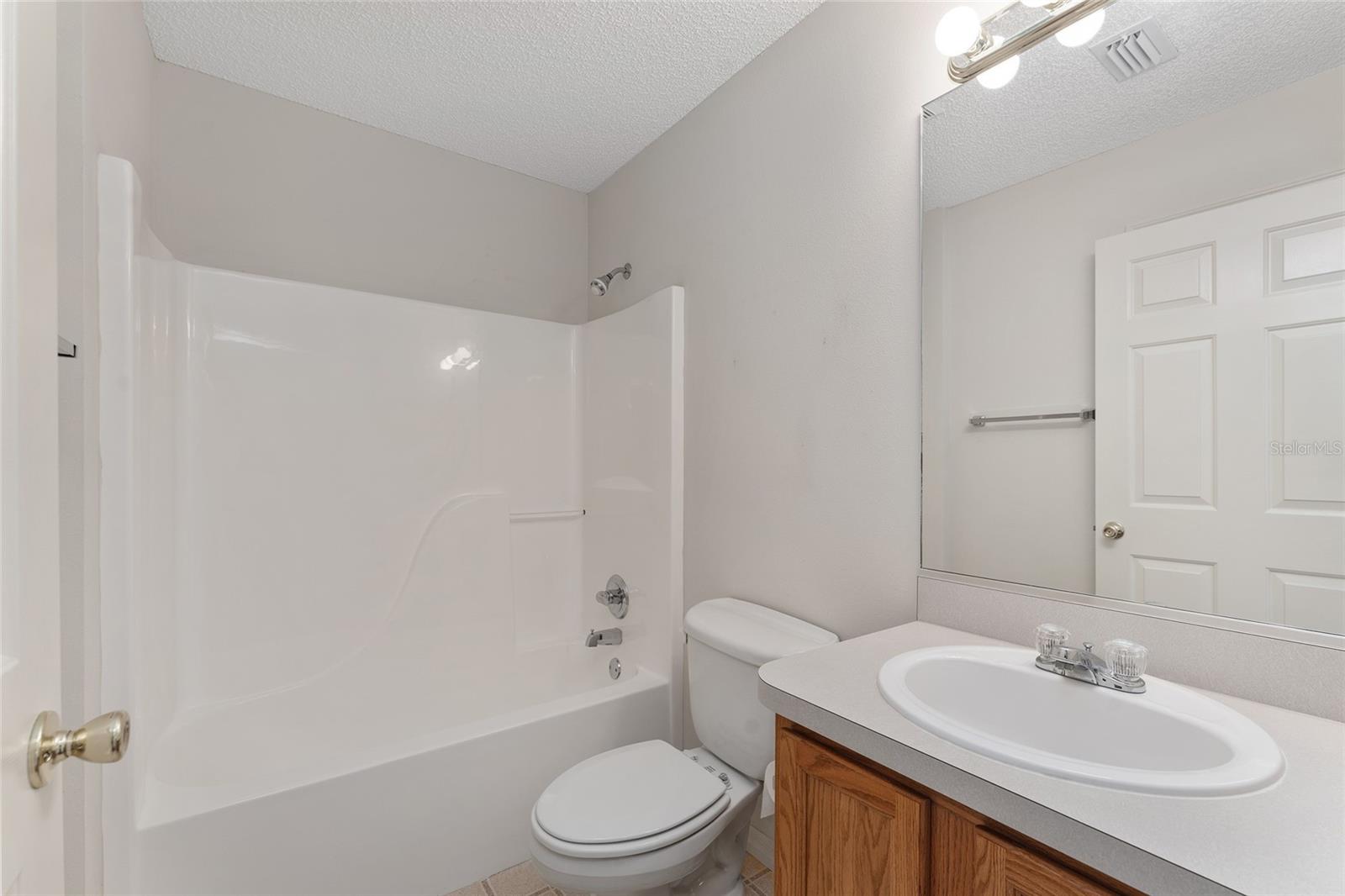 2712 BENAVIDES DR, THE VILLAGES, FL, 32162